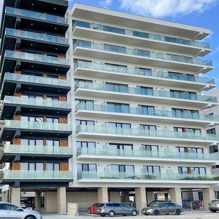 Black Sea Booking - Dubai Navodari Exterior photo