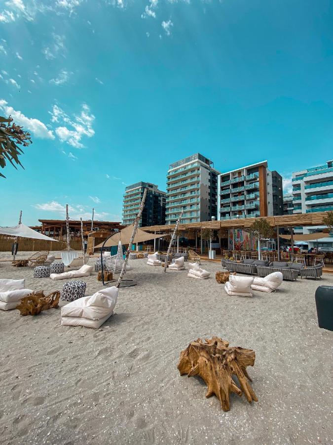 Black Sea Booking - Dubai Navodari Exterior photo